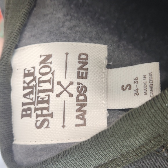 Blake Shelton x Lands' End Men's Serious Sweats Crewneck Sweatshirt - Picture 8 of 9